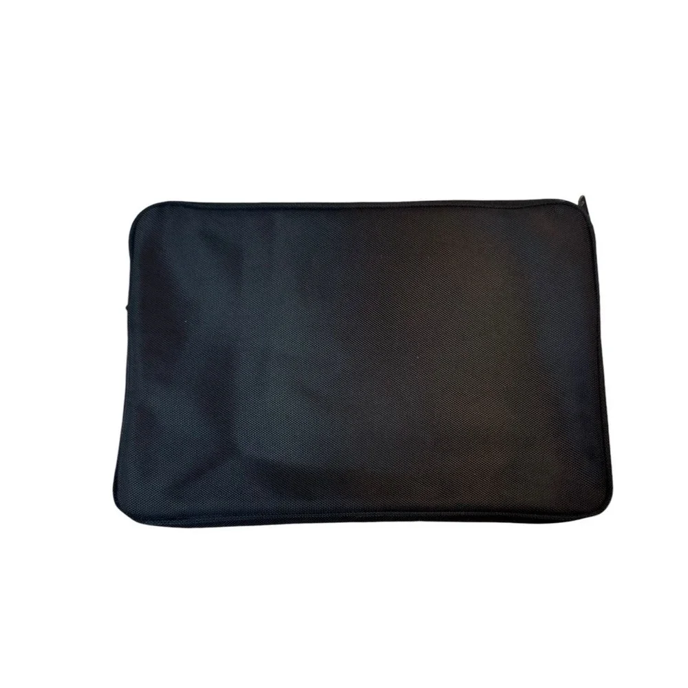 4/$40 HP Black Padded Laptop‎ Protector Bag